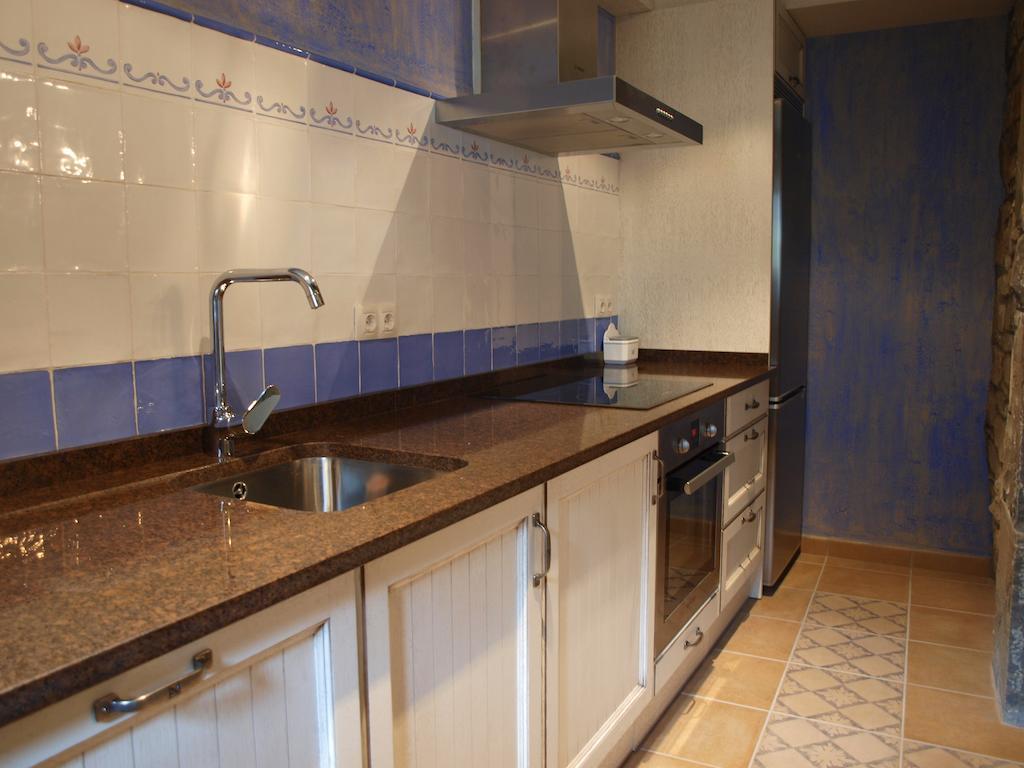Apartamentos Casa Gallan Sarvisé Habitación foto